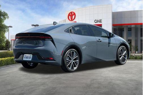 Guardian Gray 2024 Toyota Prius XLE