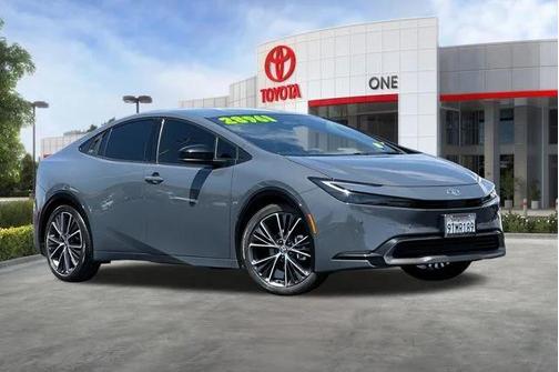 Guardian Gray 2024 Toyota Prius XLE