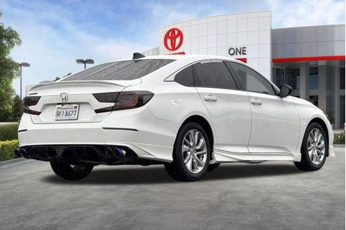 Platinum White Pearl 2019 Honda Accord LX