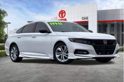 Platinum White Pearl 2019 Honda Accord LX