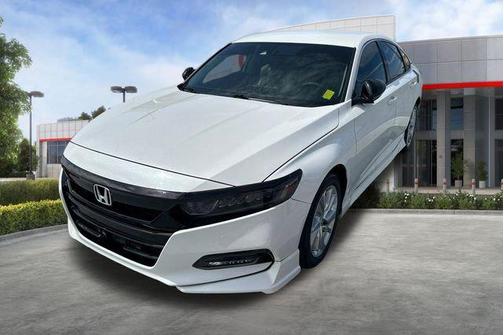 Platinum White Pearl 2019 Honda Accord LX