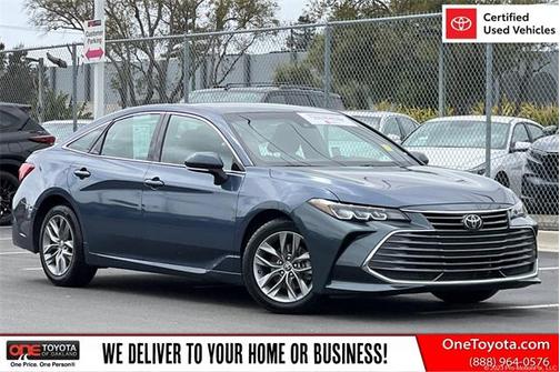 2022 Toyota Avalon XLE