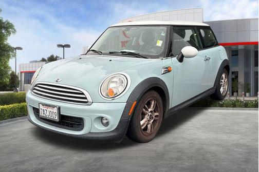 2013 MINI Hardtop Cooper