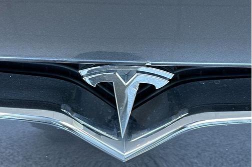 2018 Tesla Model X 75D