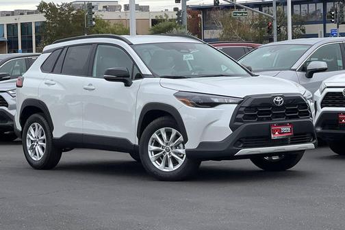 2026 Toyota Corolla Cross LE