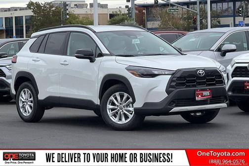 2026 Toyota Corolla Cross LE