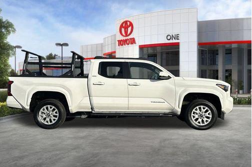 Ice Cap 2024 Toyota Tacoma SR5