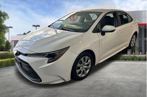 Ice Cap 2024 Toyota Corolla LE