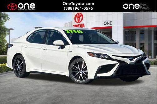 2021 Toyota Camry SE