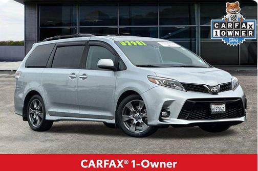 2019 Toyota Sienna SE