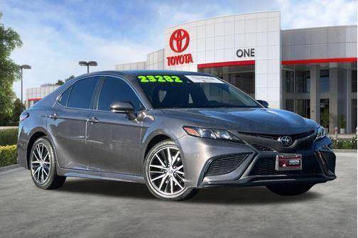 2023 Toyota Camry SE