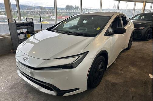 2023 Toyota Prius Prime SE