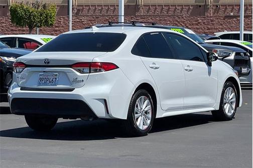 2024 Toyota Corolla Hybrid LE