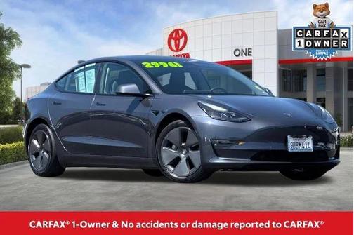 Gray 2022 Tesla Model 3 Long Range