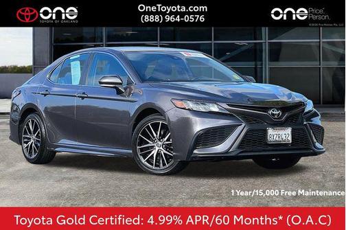 2022 Toyota Camry SE