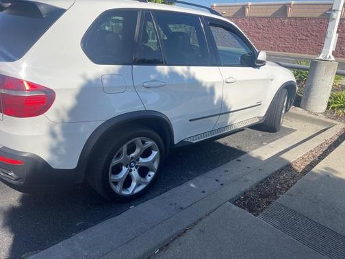 2010 BMW X5 xDrive48i