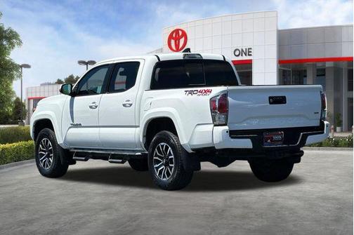 Ice Cap 2023 Toyota Tacoma TRD Sport