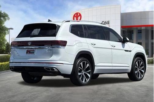 Opal White Pearl 2024 Volkswagen Atlas 2.0T SEL Premium R-Line 4MOTION