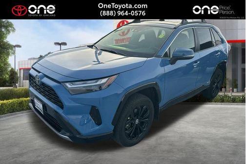 2025 Toyota RAV4 Hybrid SE