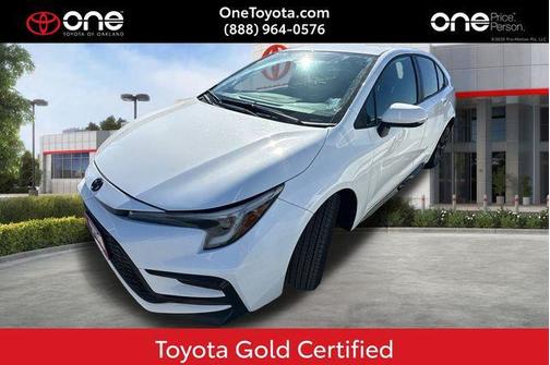 Ice Cap 2025 Toyota Corolla SE