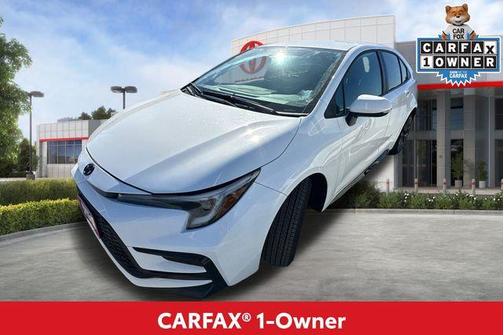Ice Cap 2025 Toyota Corolla SE