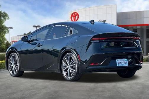 Midnight Black Metallic 2024 Toyota Prius XLE