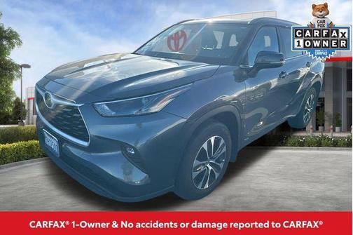 2025 Toyota Highlander Hybrid XLE