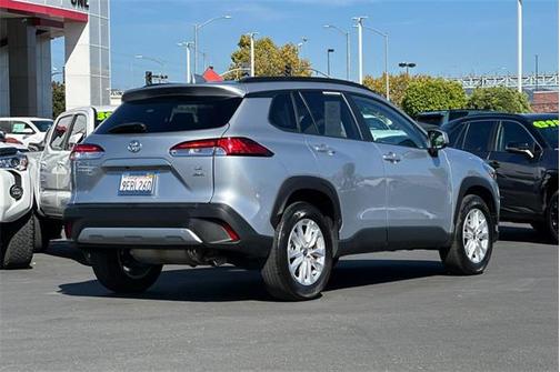 2023 Toyota Corolla Cross LE