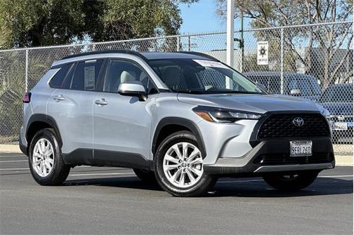 2023 Toyota Corolla Cross LE