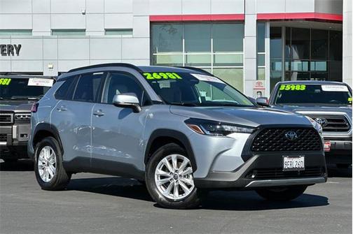 2023 Toyota Corolla Cross LE