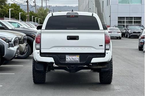 2021 Toyota Tacoma TRD Sport