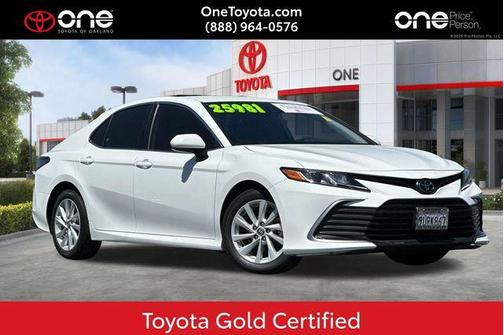 Ice Cap 2024 Toyota Camry LE