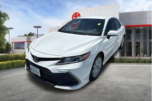 Ice Cap 2024 Toyota Camry LE