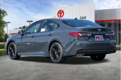 Underground 2026 Toyota Camry SE