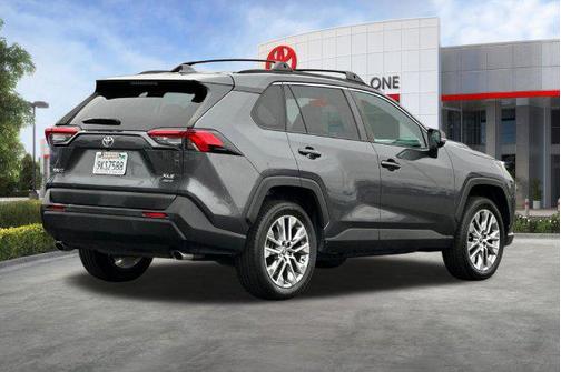 Magnetic Gray Metallic 2022 Toyota RAV4 XLE Premium