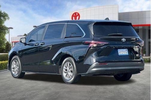 Midnight Black Metallic 2023 Toyota Sienna XLE
