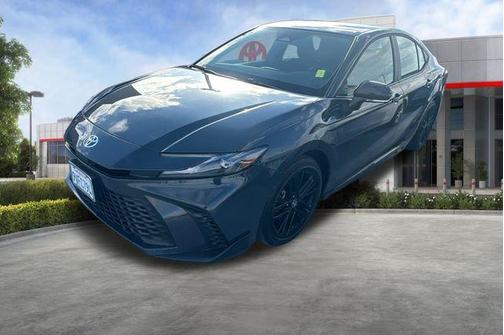 Underground 2025 Toyota Camry SE