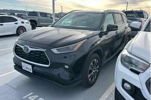 2024 Toyota Highlander XLE