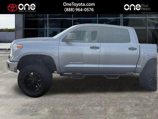 2017 Toyota Tundra SR5