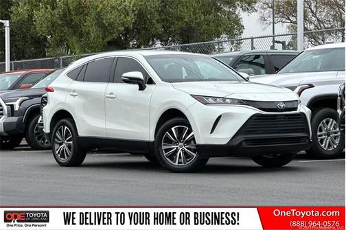 2022 Toyota Venza LE