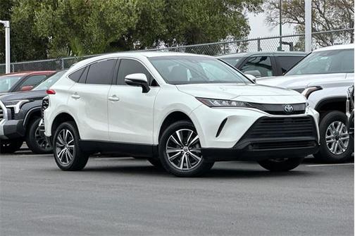 2022 Toyota Venza LE