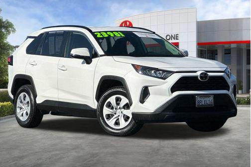 2020 Toyota RAV4 LE
