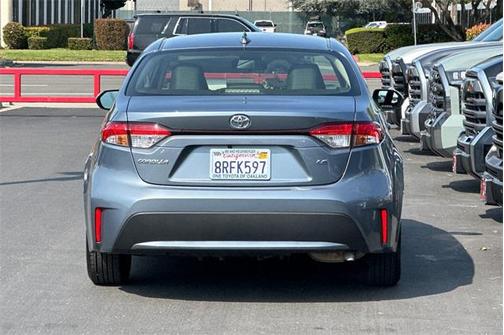 2020 Toyota Corolla LE