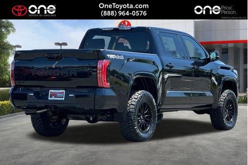 Midnight Black Metallic 2026 Toyota Tundra Platinum