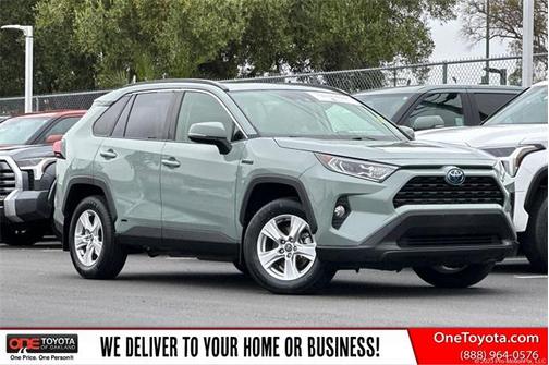 2021 Toyota RAV4 Hybrid XLE