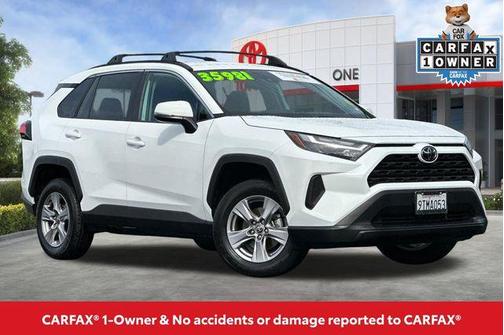Ice Cap 2025 Toyota RAV4 XLE