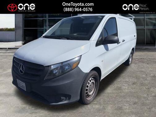 2019 Mercedes-Benz Metris Base