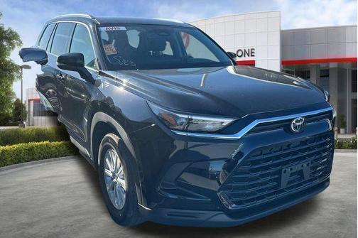Midnight Black Metallic 2025 Toyota Grand Highlander XLE