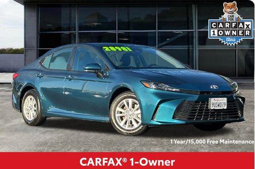 2025 Toyota Camry LE