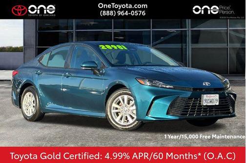 2025 Toyota Camry LE